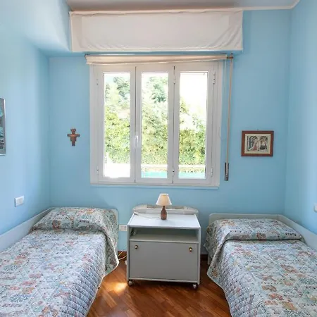 Comodo Signorile A Due Passi Dal Mare Con Posto Auto Apartamento
