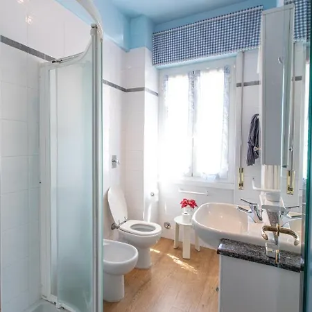 דירה Comodo Signorile A Due Passi Dal Mare Con Posto Auto ראפאלו