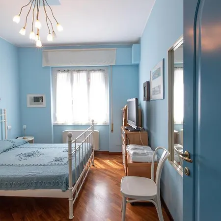 Comodo Signorile A Due Passi Dal Mare Con Posto Auto ראפאלו