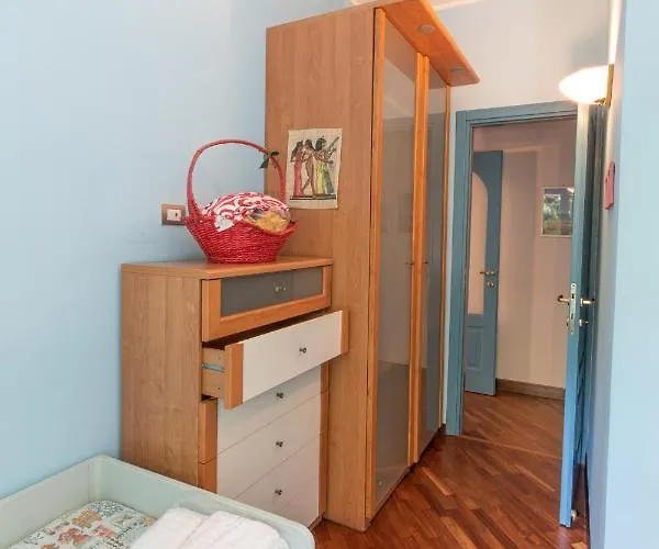 Comodo Signorile A Due Passi Dal Mare Con Posto Auto